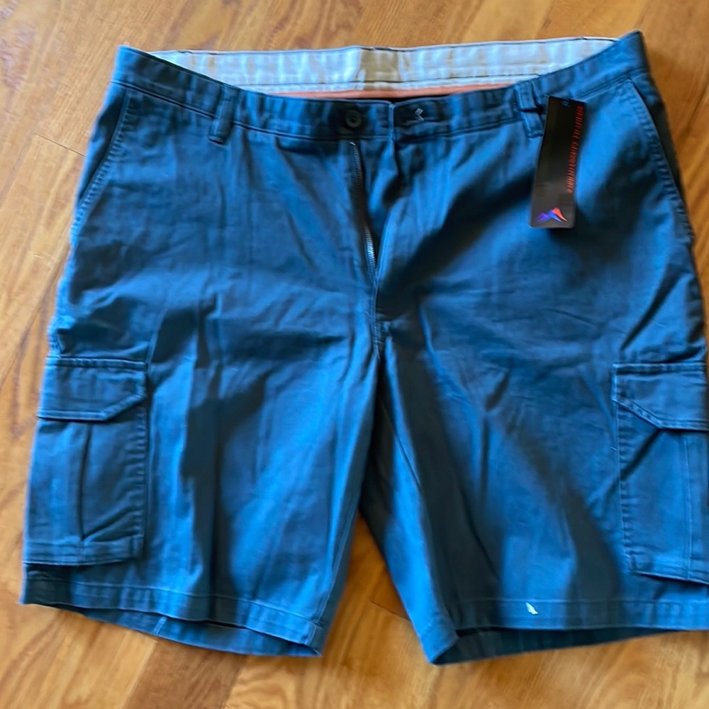 Men’s Narragansett Traders Cargo walk Shorts- size 38 NWT steel blue gray
